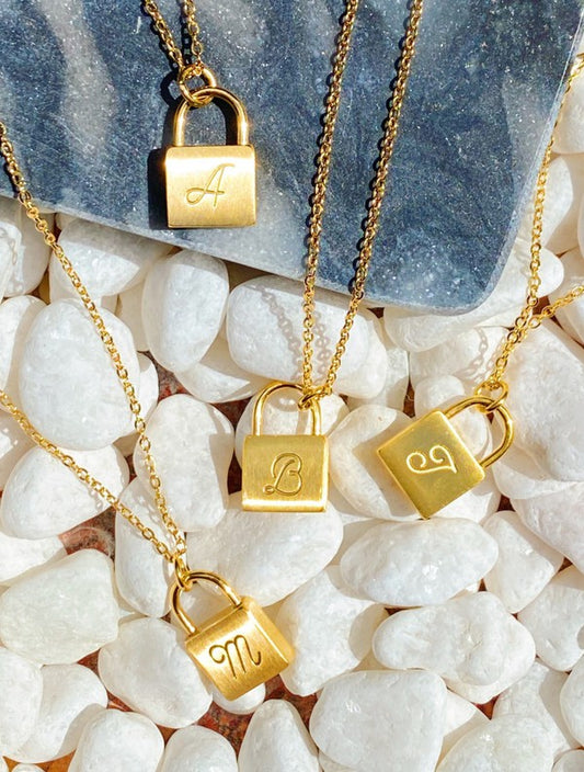 Scripted Notes Locket Initial Necklace - Bella Sevyn